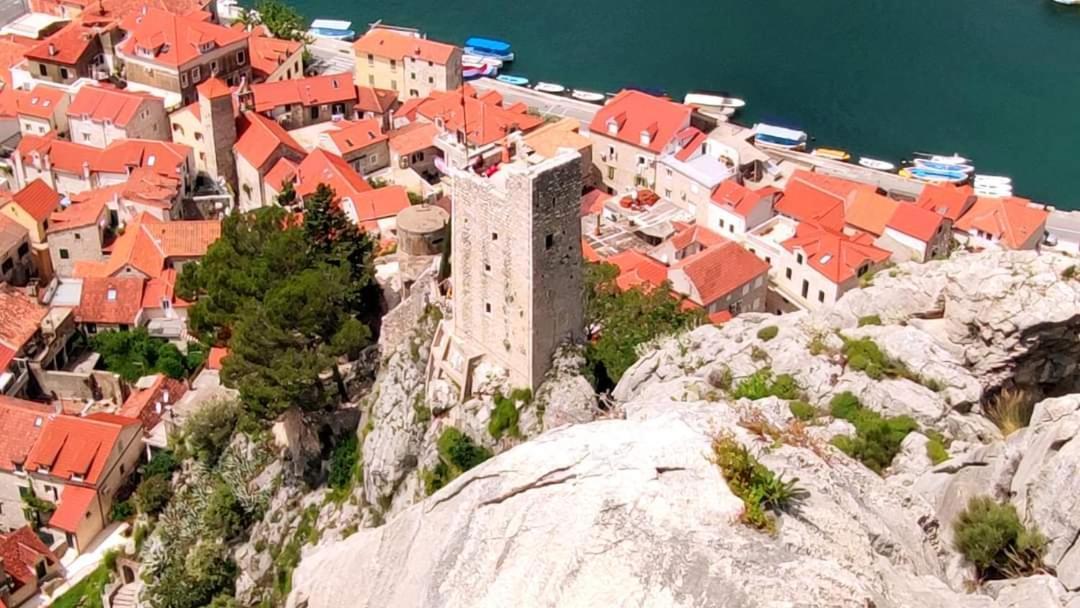 Amazing Sea View Lägenhet Omiš Exteriör bild